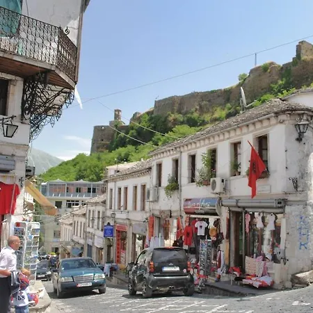 Grandma's House Apartment Gjirokaster